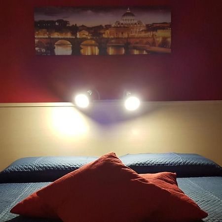 Domus Roma Hotel Екстериор снимка