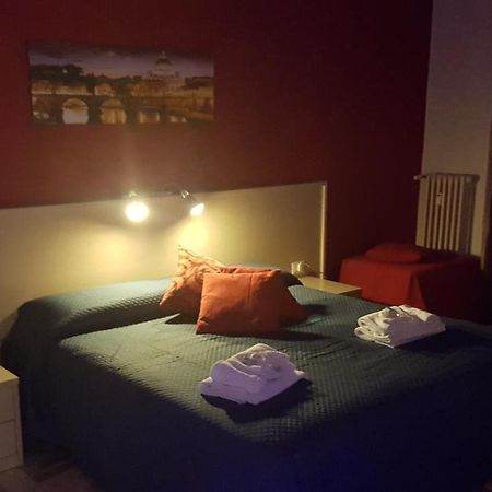 Domus Roma Hotel Екстериор снимка