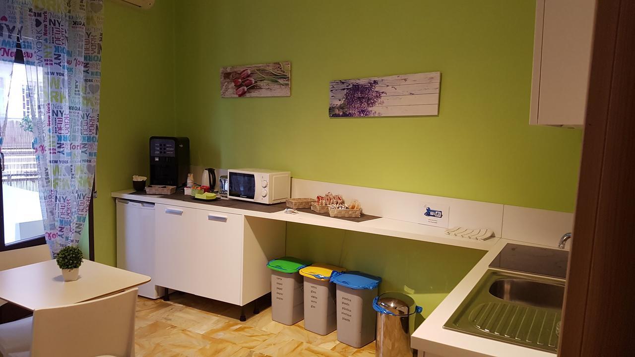 Domus Roma Hotel Екстериор снимка