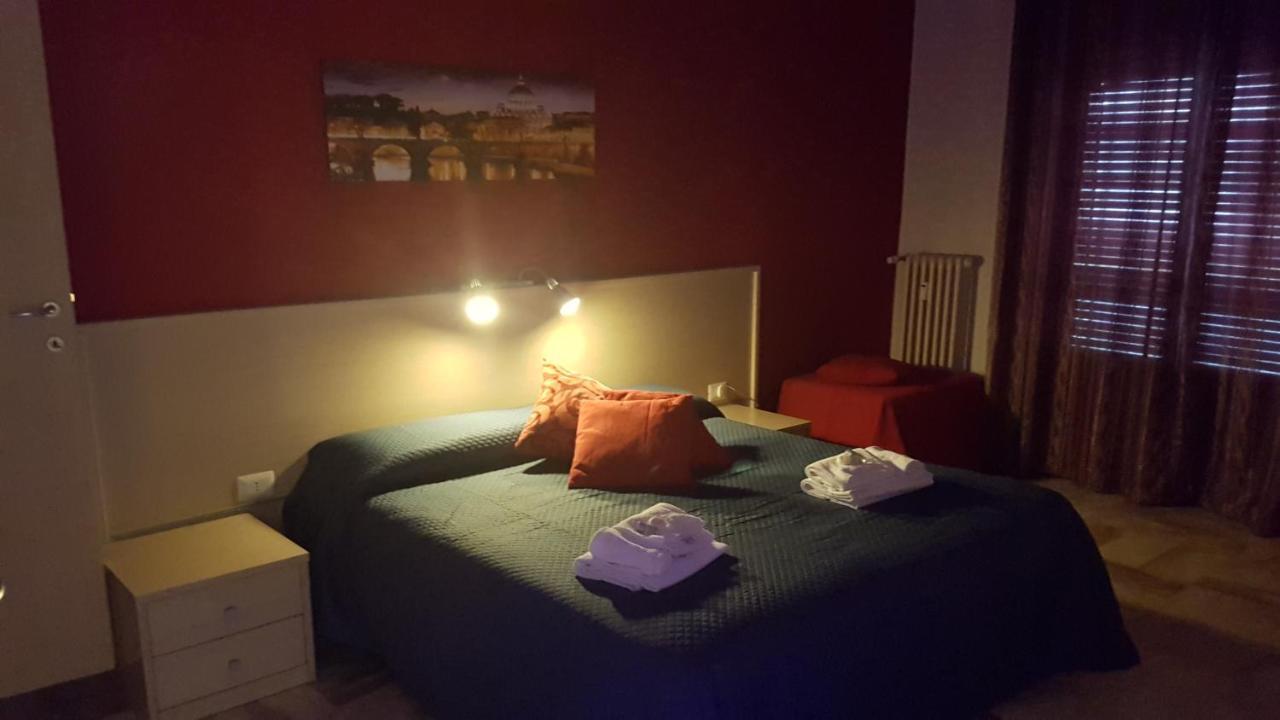 Domus Roma Hotel Екстериор снимка