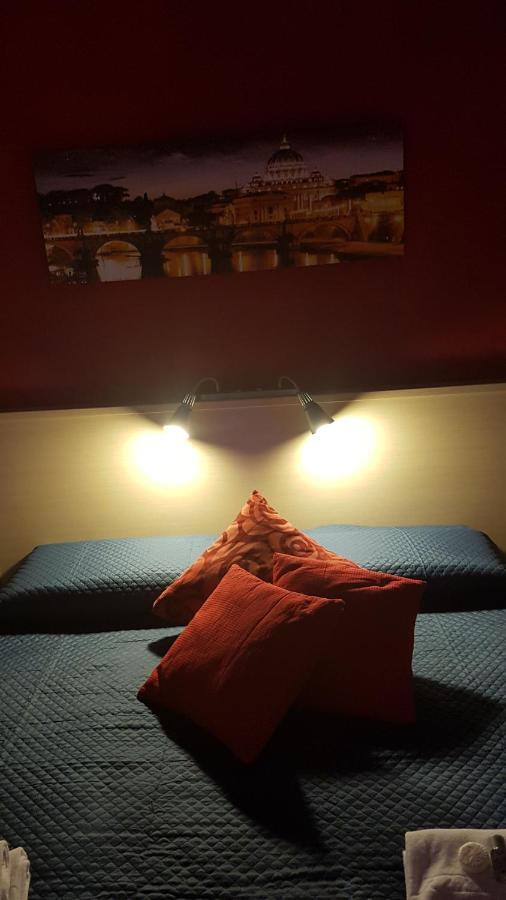 Domus Roma Hotel Екстериор снимка