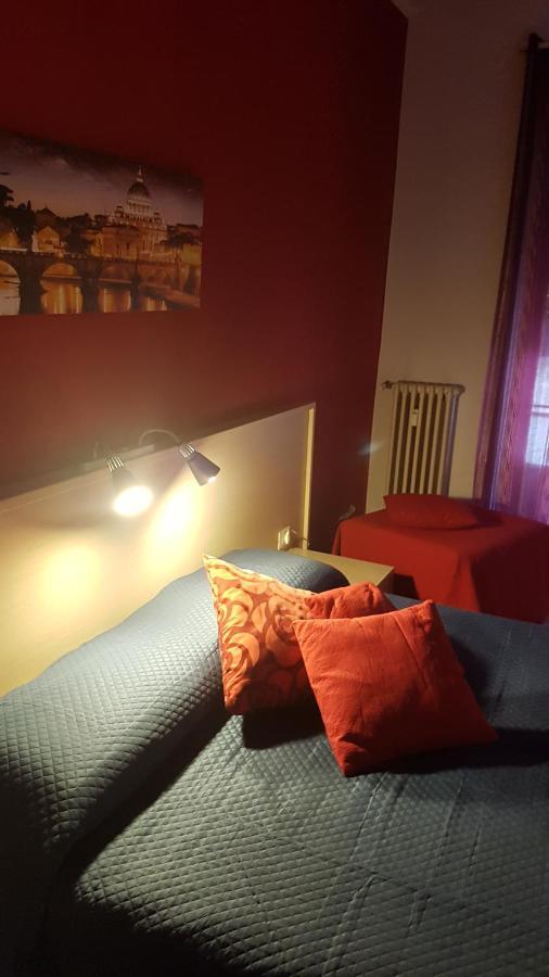 Domus Roma Hotel Екстериор снимка